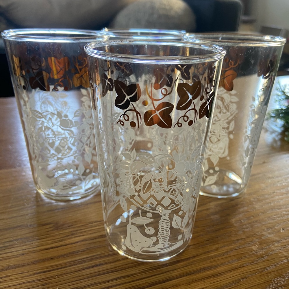 Set of 4 Vintage Gold/White Juice Glasses